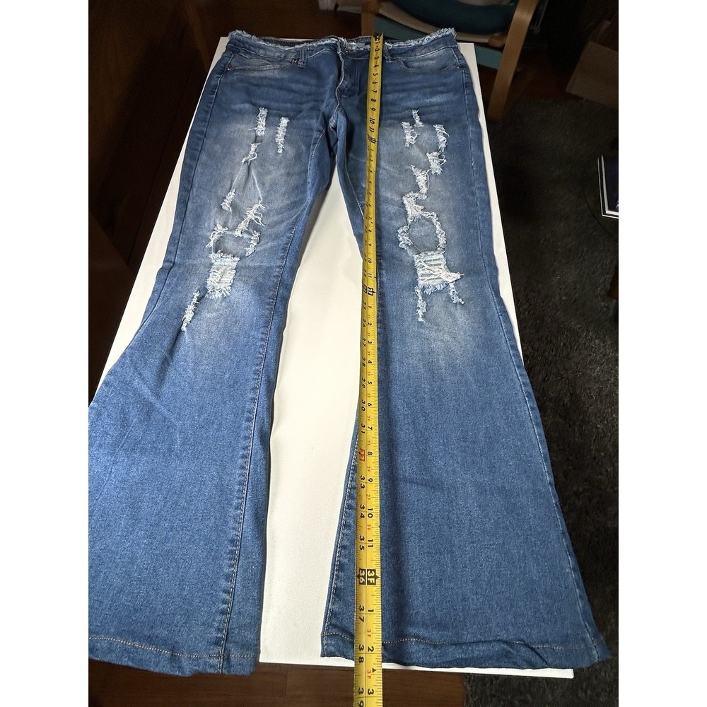Celebrity Ace Jeans Size 13 Flare Distressed 5-Pocket Denim Bottom Cut 13/27 - Picture 9 of 11